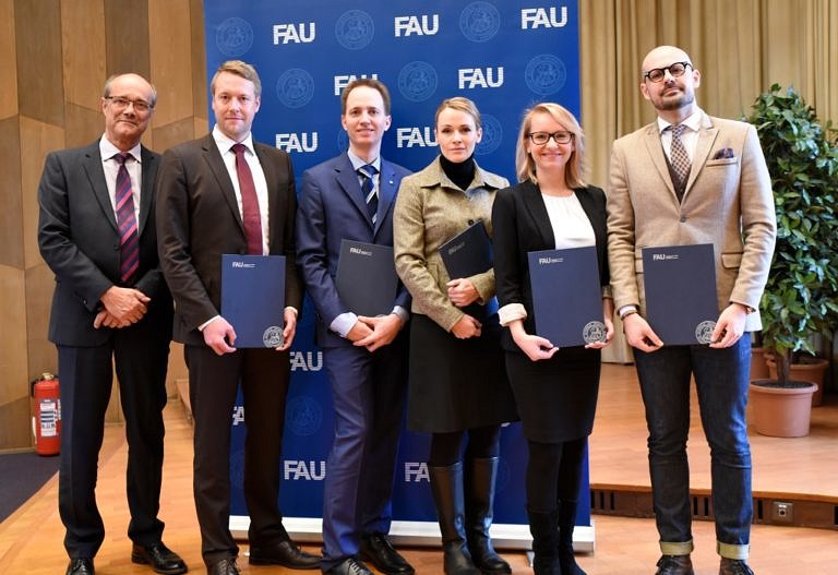 PD Dr. Karsten Müller mit Wolfgang-Finkelnburg-Preis ausgezeichnet